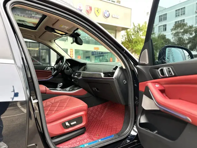 BMW X5 — Фото автомобиля 10