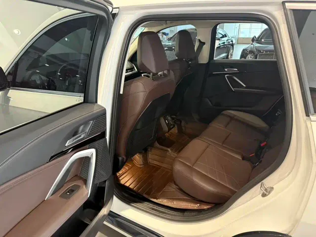BMW X1 — Фото автомобиля 8