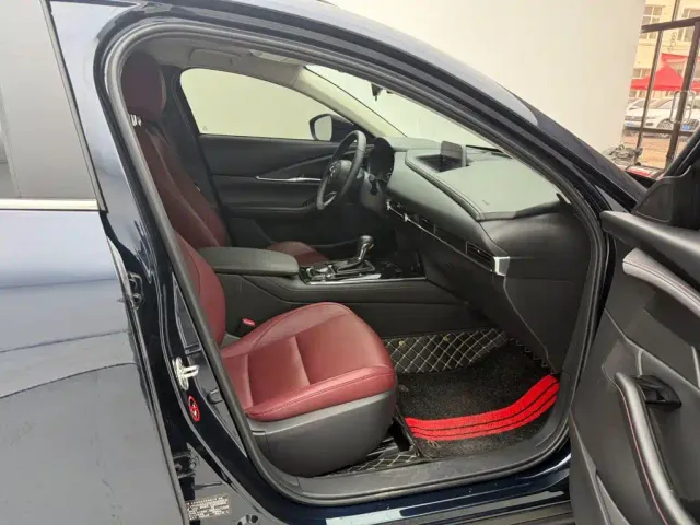 Mazda CX-30 — Фото автомобиля 11