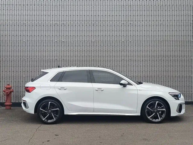 Audi A3 — Фото автомобиля 3