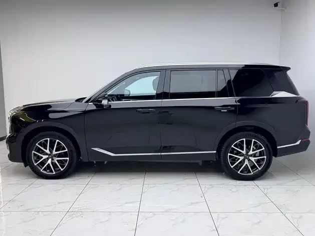 GAC Trumpchi GS8 — Фото автомобиля 3