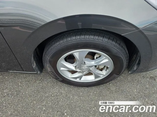 Hyundai Avante CN7 — Фото автомобиля 14