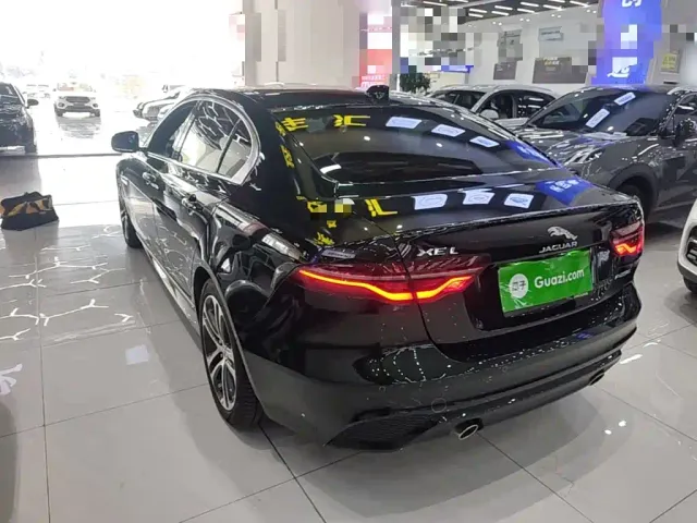 Jaguar XEL — Фото автомобиля 4