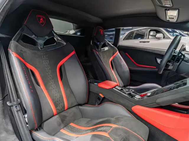 Lamborghini Huracan — Фото автомобиля 6