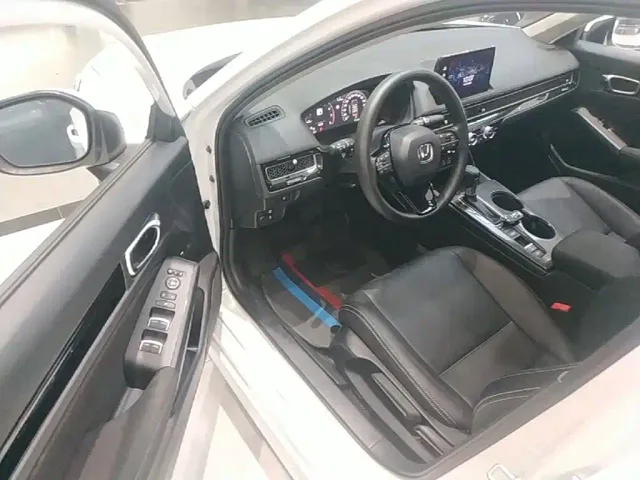 Honda Civic — Фото автомобиля 15
