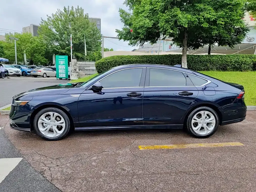 Honda Accord 2024 260TURBO Luxury Edition — Фото автомобиля 4