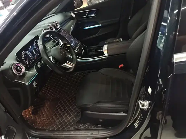 Mercedes-Benz C-Class — Фото автомобиля 14