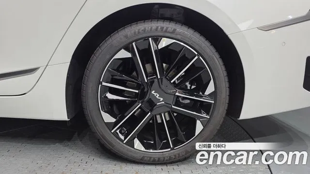 Kia K8 Signature — Фото автомобиля 16