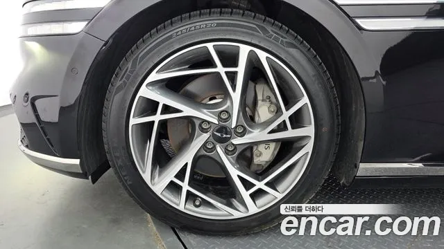 Genesis G90 Бензин 3.5 турбо AWD — Фото автомобиля 5