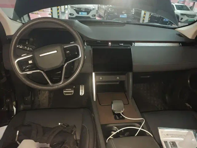 Land Rover Discovery Sport — Фото автомобиля 10