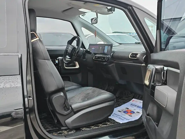 Baojun KiWi EV — Фото автомобиля 9