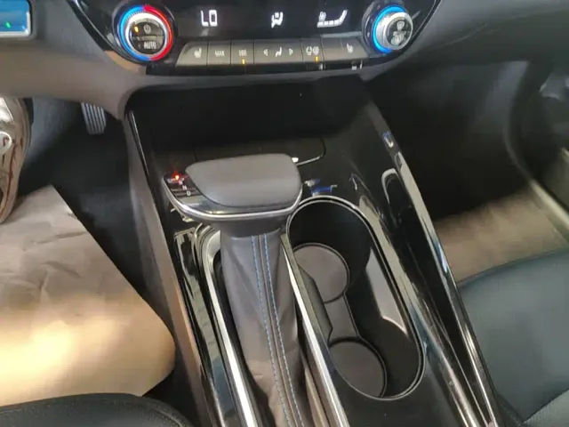 Buick Velite 6 — Фото автомобиля 13