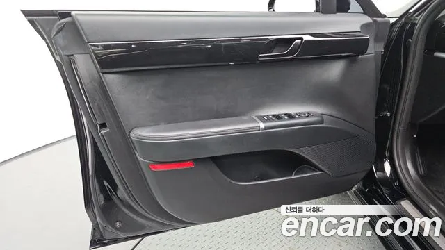 Hyundai Grandeur — Фото автомобиля 24