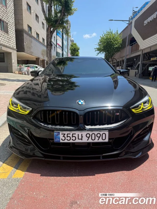 Фотография автомобиля — BMW 8 Series G15