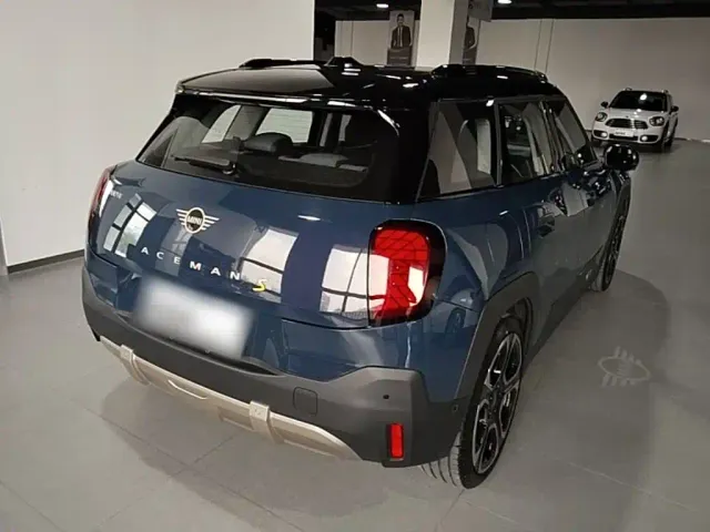 MINI Electric MINI ACEMAN — Фото автомобиля 6