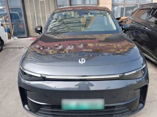 Leapmotor C10 — Фото автомобиля 2