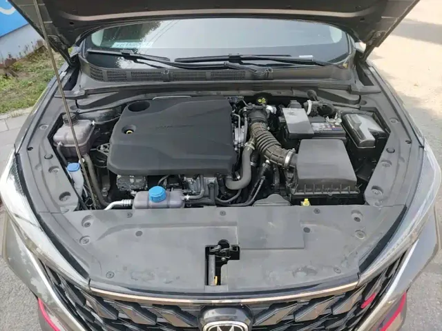 Changan Eado — Фото автомобиля 19