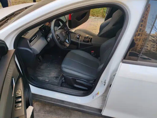 BYD Qin PLUS — Фото автомобиля 16