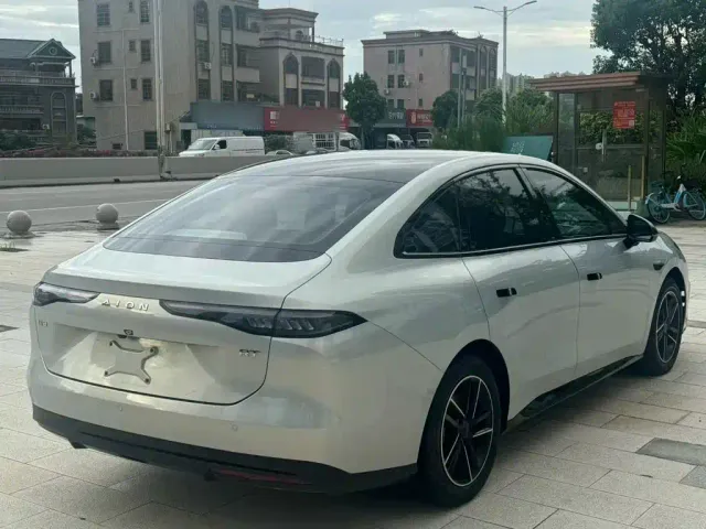 GAC Aion RT — Фото автомобиля 10