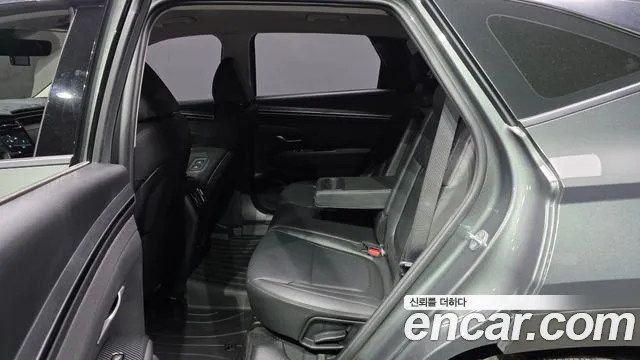 Hyundai Tucson Tucson (NX4) Бензин 1.6 турбо 2WD — Фото автомобиля 24