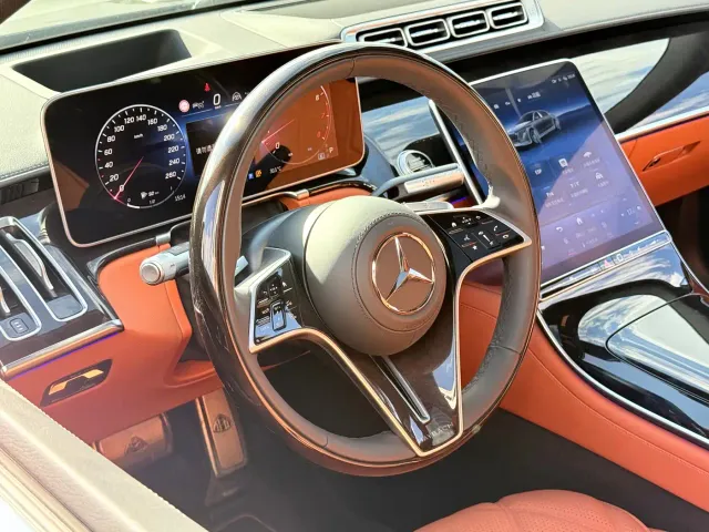 Mercedes-Benz Maybach S-Class — Фото автомобиля 16