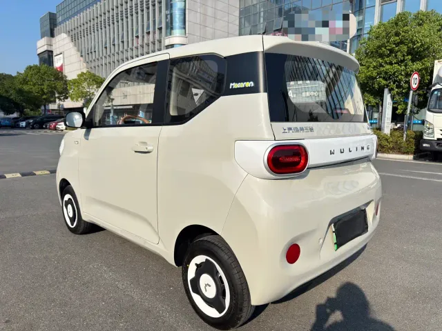 Wuling Hongguang Mini EV — Фото автомобиля 16