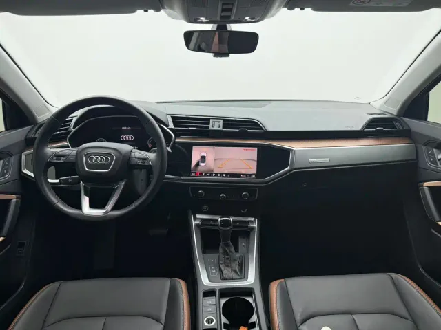 Audi Q3 — Фото автомобиля 13