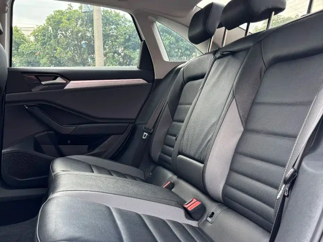 Volkswagen Sagitar — Фото автомобиля 11