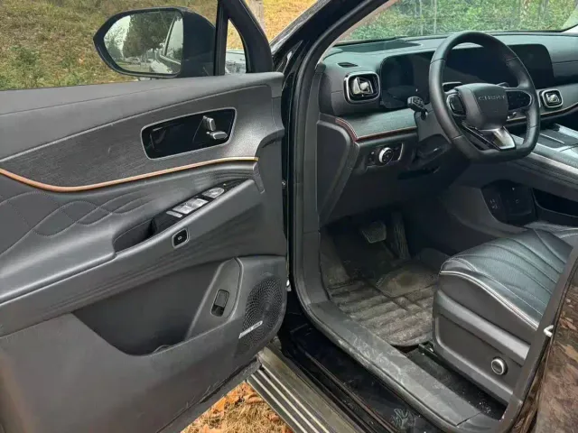 Chery Tiggo 9 — Фото автомобиля 6