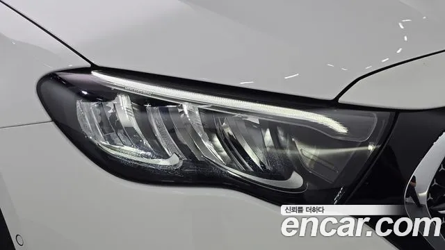 Mercedes-Benz E-Class W214 — Фото автомобиля 22