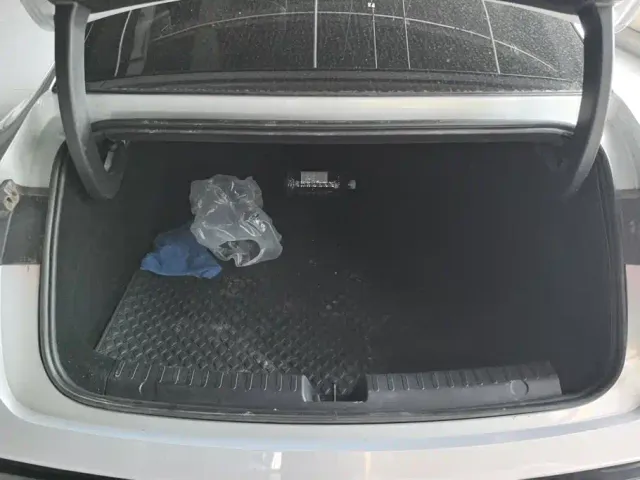 Geely Galaxy E8 — Фото автомобиля 4