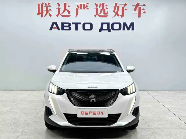 Peugeot 2008 — Фото автомобиля 2