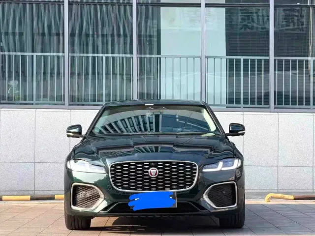 Jaguar XFL — Фото автомобиля 2