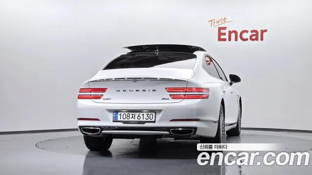 Genesis G80 Бензин 3.5 турбо AWD — Фото автомобиля 4