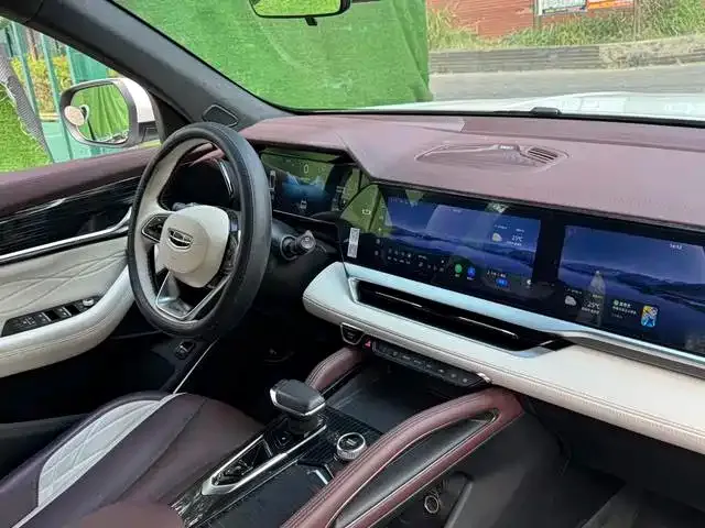 Geely Xingyue L — Фото автомобиля 8