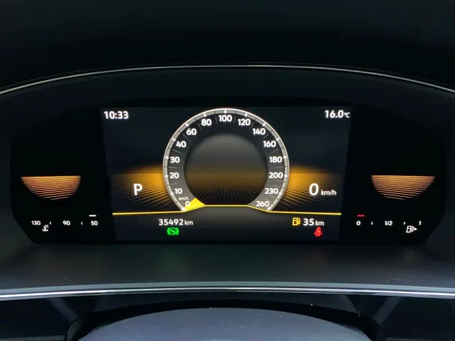 Volkswagen Passat — Фото автомобиля 8