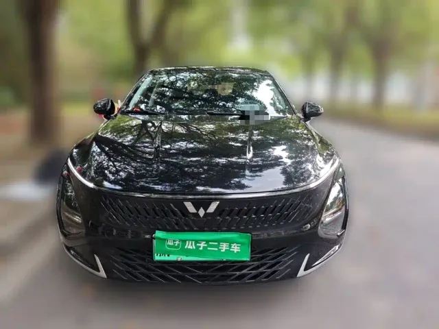 Wuling Starlight — Фото автомобиля 2