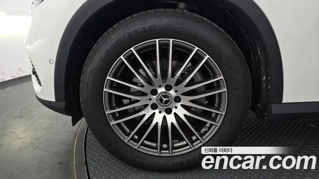 Mercedes-Benz GLC-Class GLC-класс X254 GLC300 4MATIC Avantgarde — Фото автомобиля 5