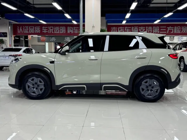 BYD Yuan UP — Фото автомобиля 4