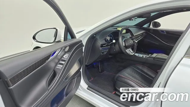 Genesis G80 Бензин 2.5 турбо AWD — Фото автомобиля 8