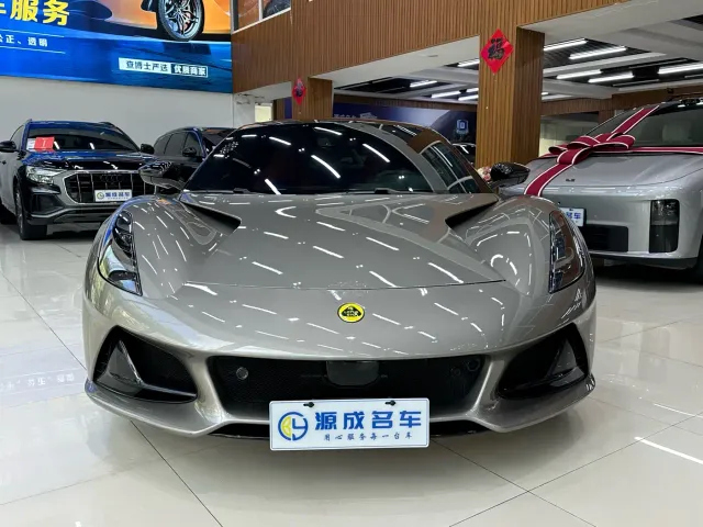 Lotus Emira — Фото автомобиля 2