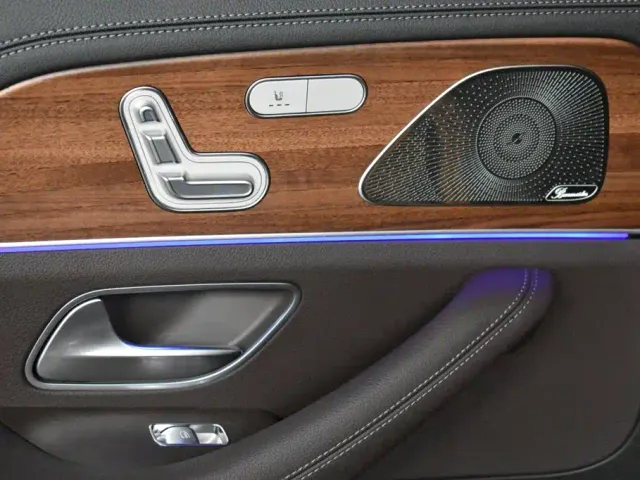 Mercedes-Benz GLS-Class — Фото автомобиля 12