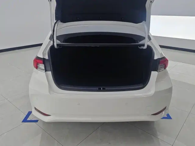 Toyota Corolla — Фото автомобиля 4
