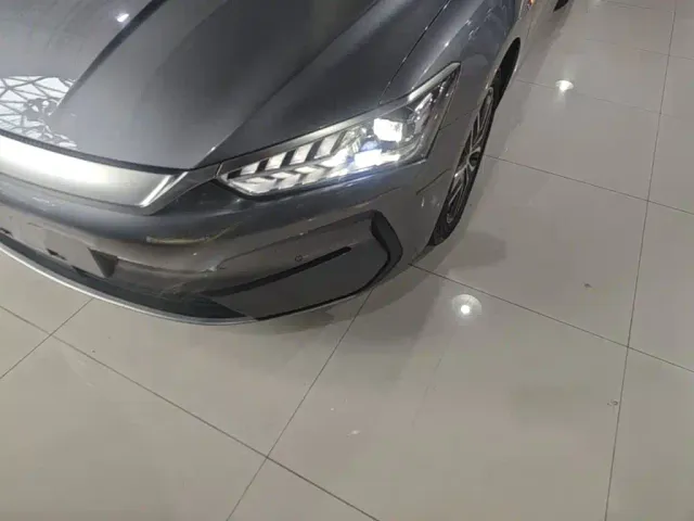 BYD Qin PLUS — Фото автомобиля 23