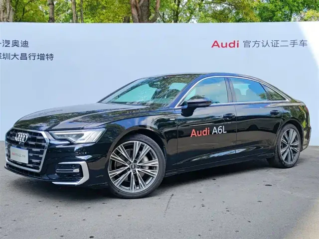 Фотография автомобиля — Audi A6L