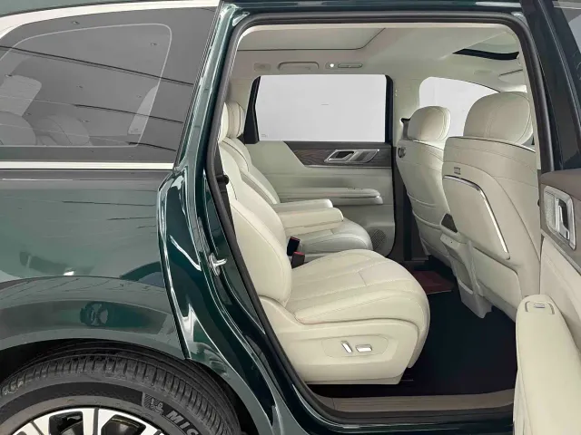 Wuling Starlight L — Фото автомобиля 10