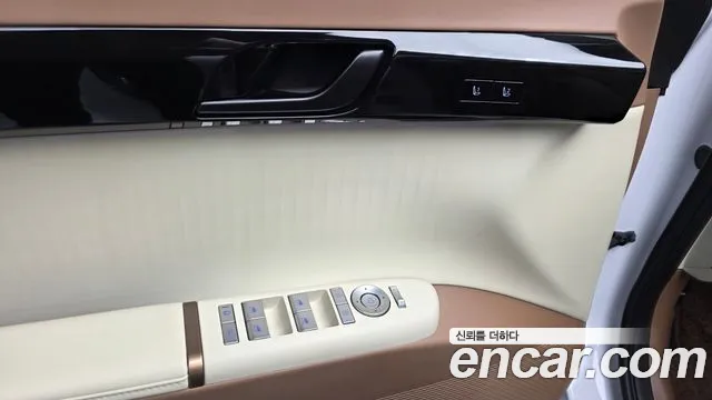 Hyundai Grandeur GN7 — Фото автомобиля 24