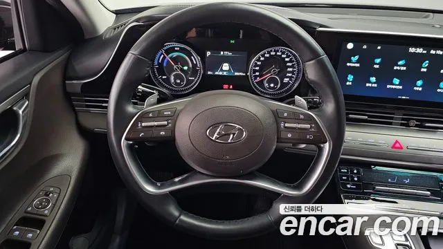 Hyundai Grandeur Premium — Фото автомобиля 13