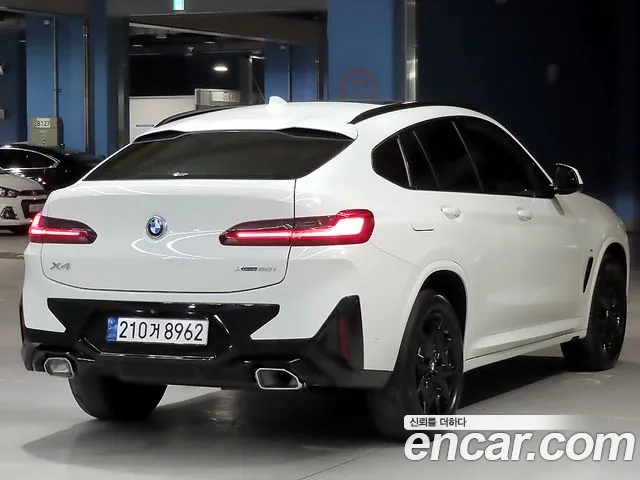 BMW X4 xDrive20i M Sport Pro — Фото автомобиля 4