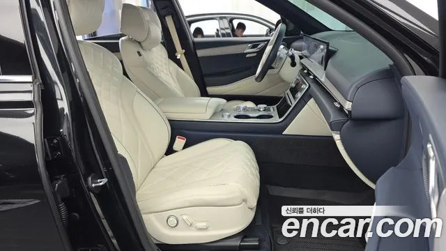Genesis GV80 — Фото автомобиля 17